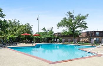 Pool at Madison Rockwood, Ballwin